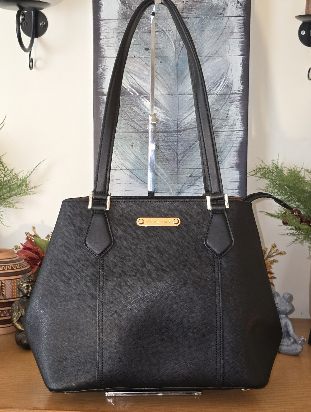 Michael Kors Cori Snap Tote In Black Saffiano Leather EUC